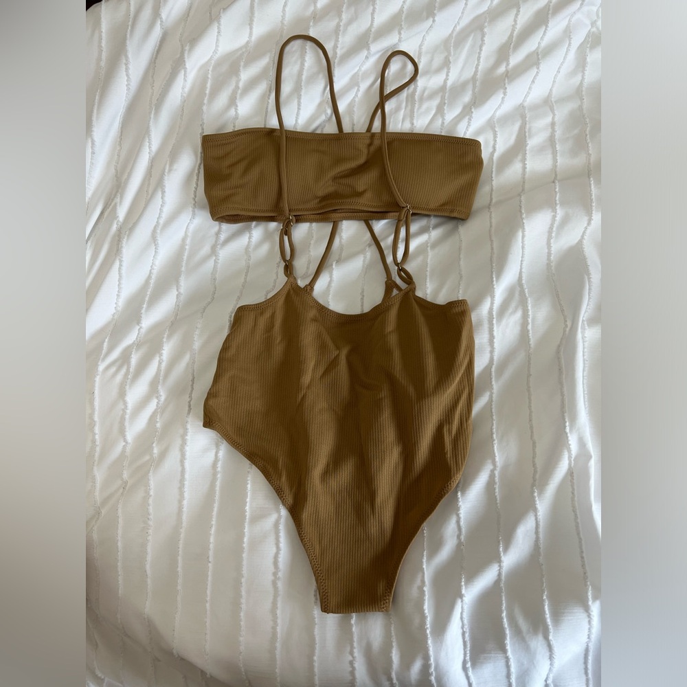 Zaful NWOT Bandeau cross-back nude sexy bikini set (size S)